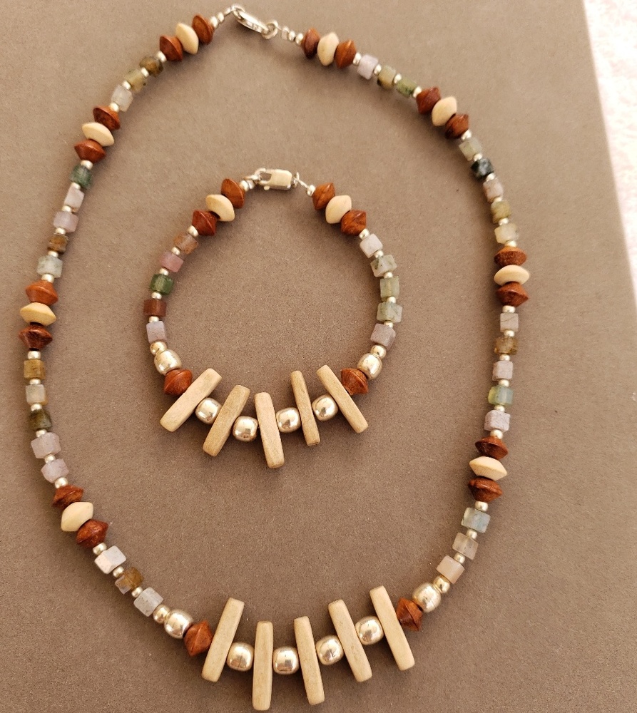 Square Jasper and Wood Bead Necklace Set